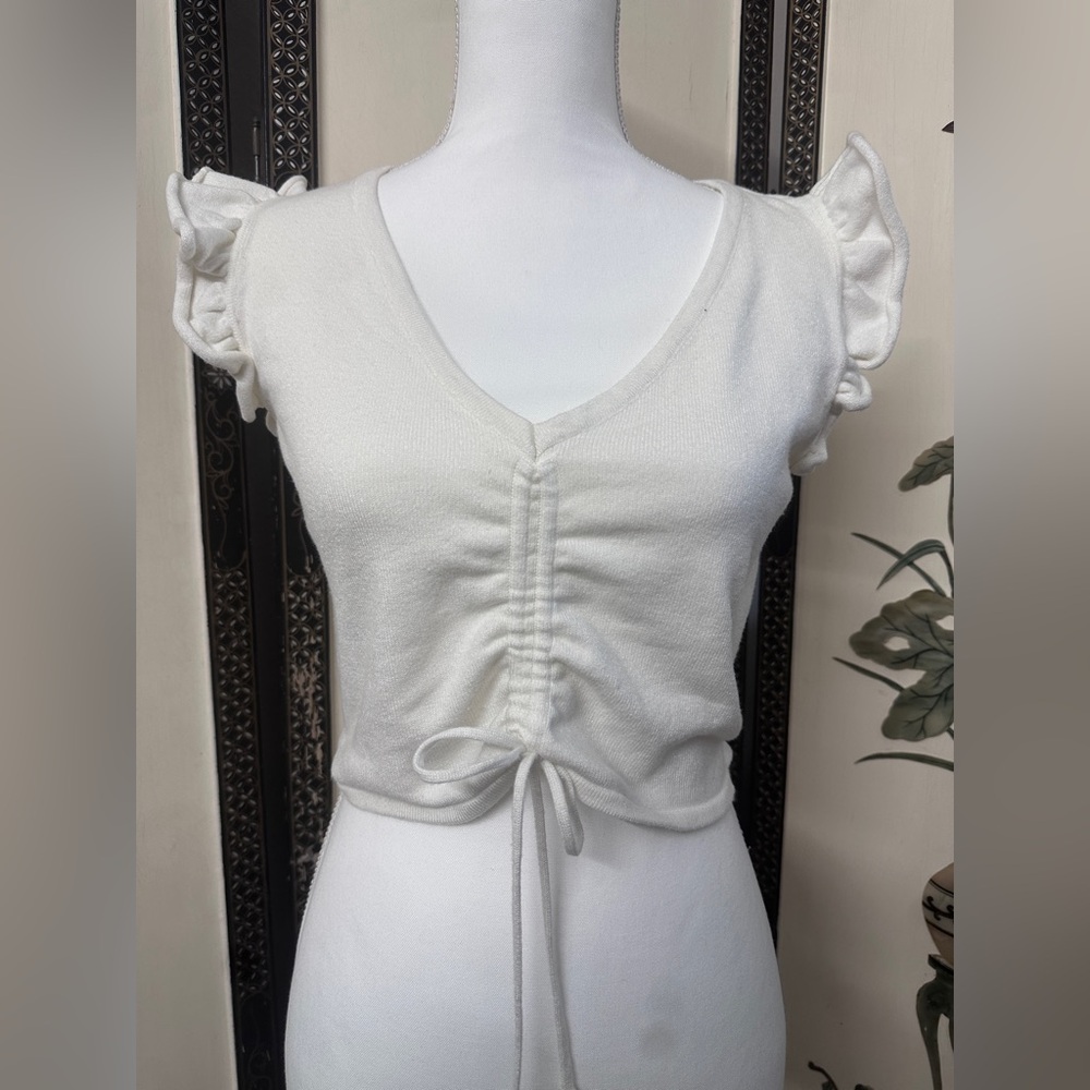 Elegant White Ruffle Sleeve Crop Top